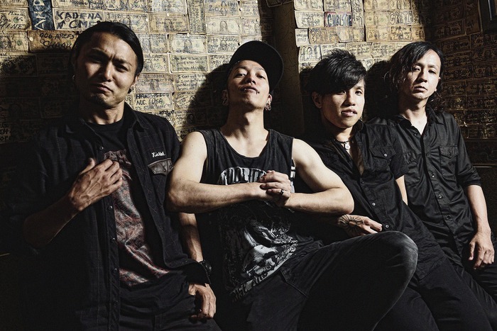 roach_a-thumb-700xauto-16925